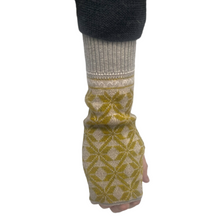 画像をギャラリービューアに読み込む, ハンドウォーマー 風車柄 No.1003-2 【ブルー系】